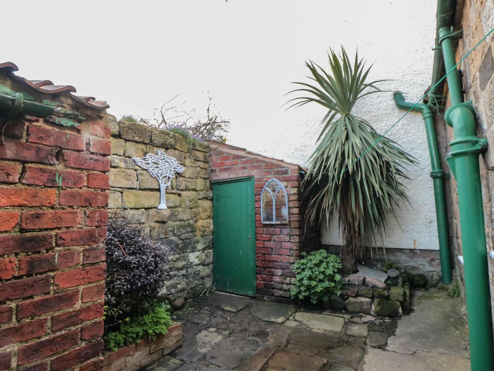 Newton Cottage Whitby Eksteriør billede